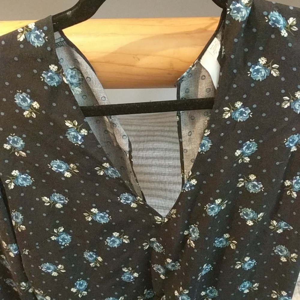 Romper - Picture 6 of 7